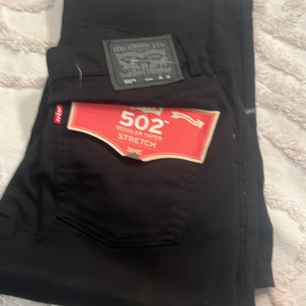 New with tags Levi’s 502 regular taper, black 28x28